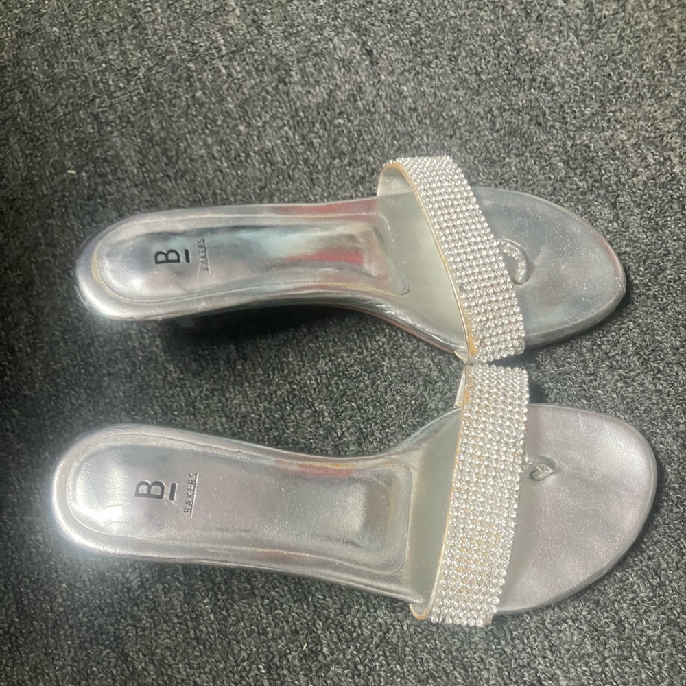 Bakers designer silver ladies rhinestone studded backless slip on heels size 8